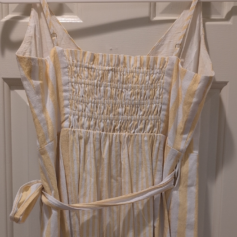 Altar'd State 💛 And White 🤍 Striped Midi Dress - Picture 3 of 6